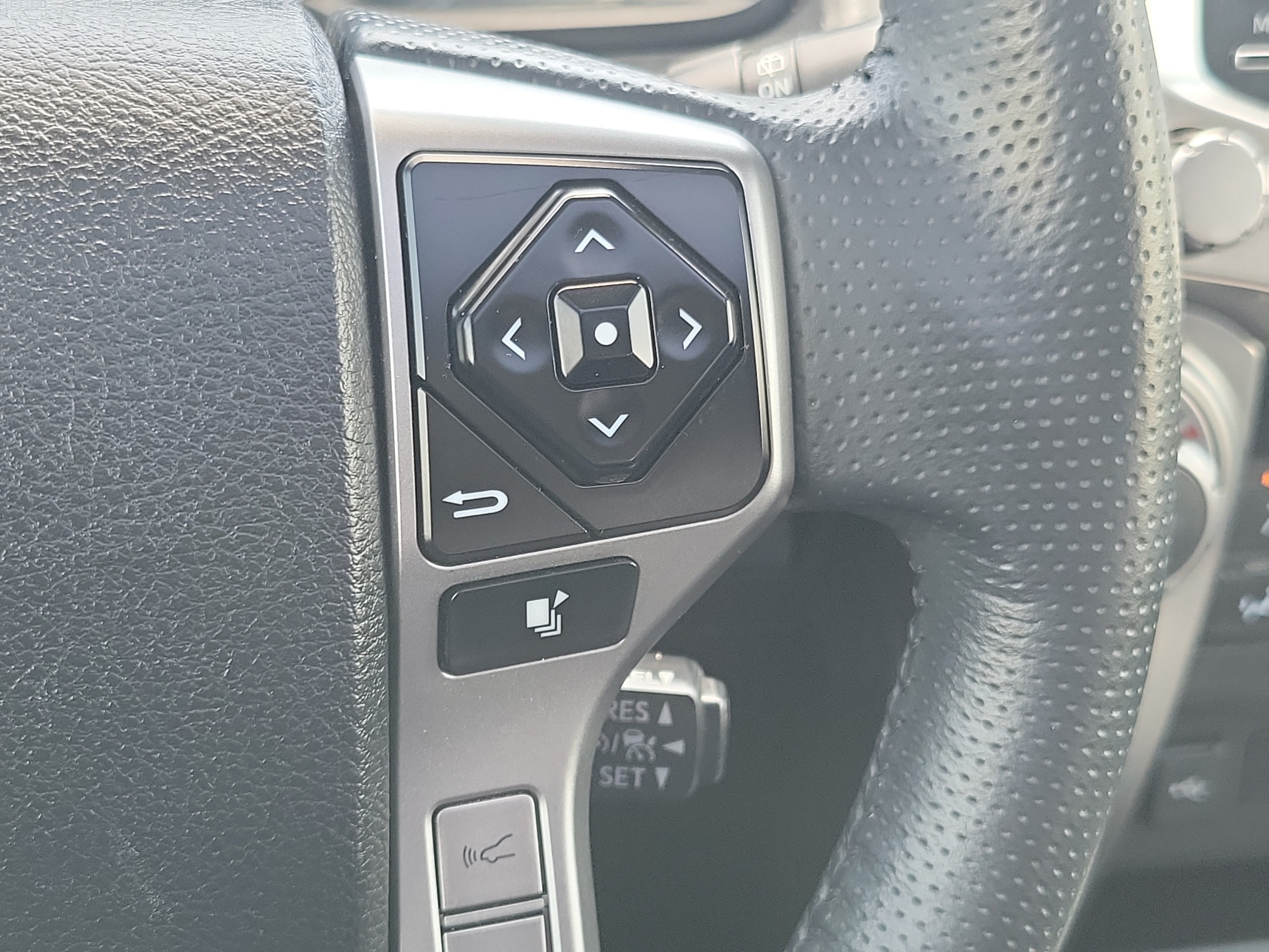 Certified 2021 Toyota 4Runner Limited AWD/4WD image 25