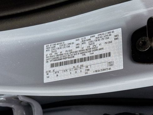 Used 2024 Ford F250 Lariat w/ Lariat Ultimate Package image 35