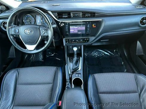 Used 2019 Toyota Corolla SE image 38