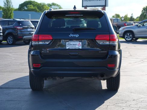 Used 2016 Jeep Grand Cherokee Laredo w/ Quick Order Package 23E AWD/4WD image 4