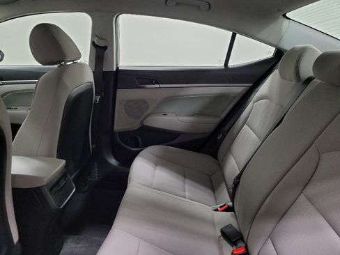 Used 2018 Hyundai Elantra SEL image 18