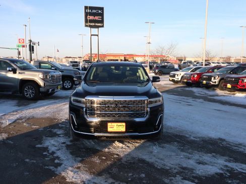 Used 2020 GMC Acadia Denali w/ Denali Ultimate Package image 2