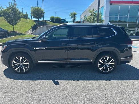 Used 2025 Volkswagen Atlas SEL Premium R-Line AWD/4WD image 12