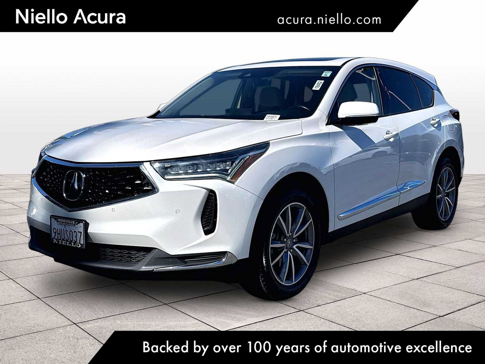 Used 2023 Acura RDX w/ Technology Package FWD image 1
