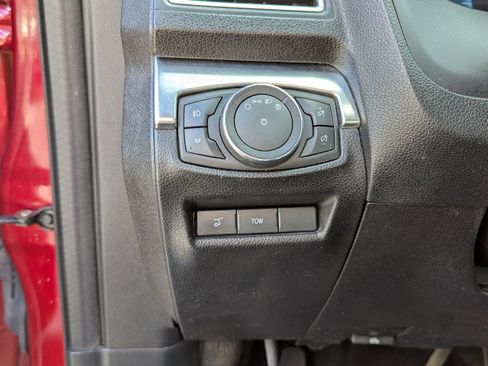 Used 2017 Ford Explorer Limited w/ Class II Trailer Tow Package image 21