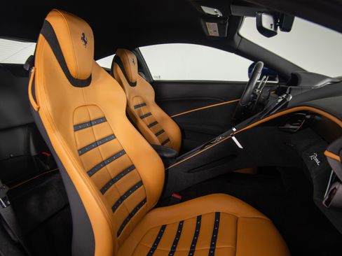 Certified 2021 Ferrari Roma RWD image 44