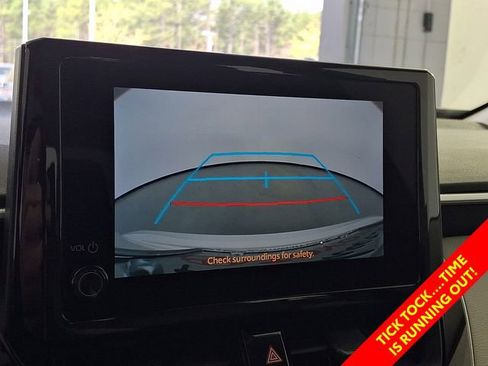 Certified 2025 Toyota Corolla LE FWD image 21