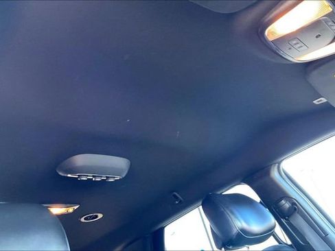 Used 2019 Dodge Durango GT image 17