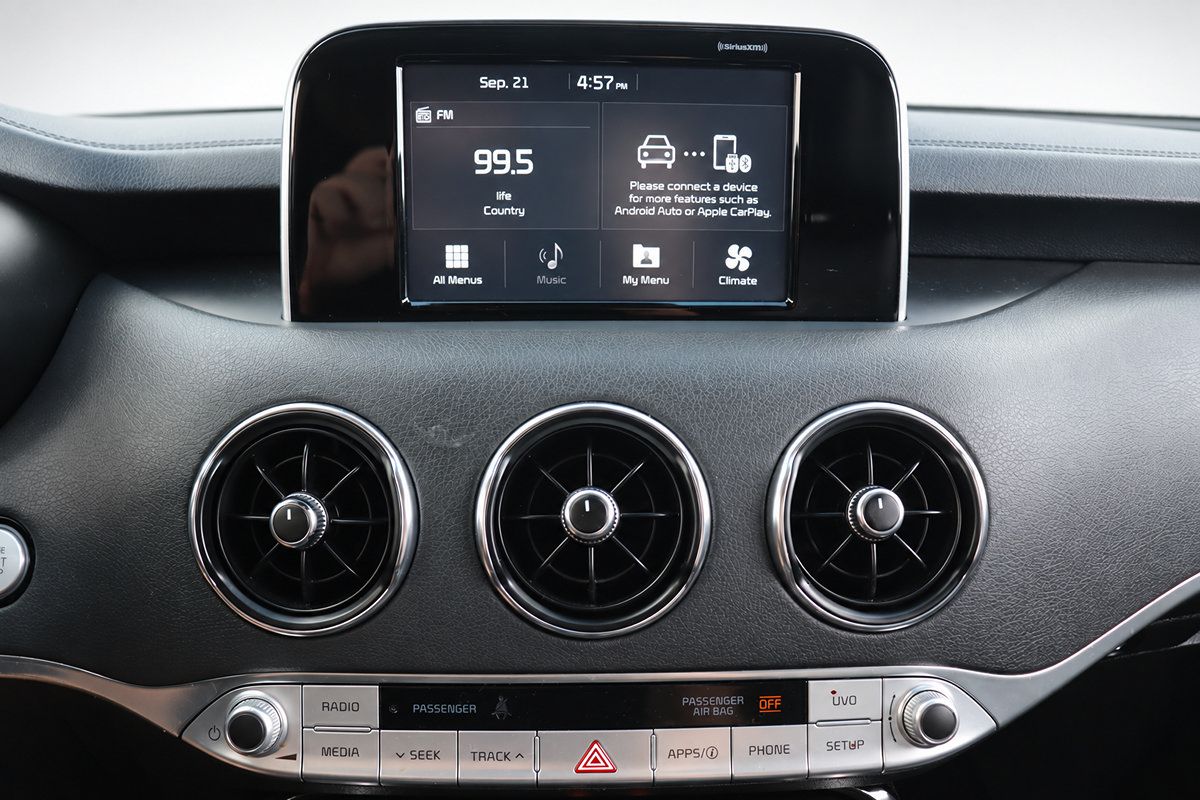 Used 2019 Kia Stinger RWD image 33