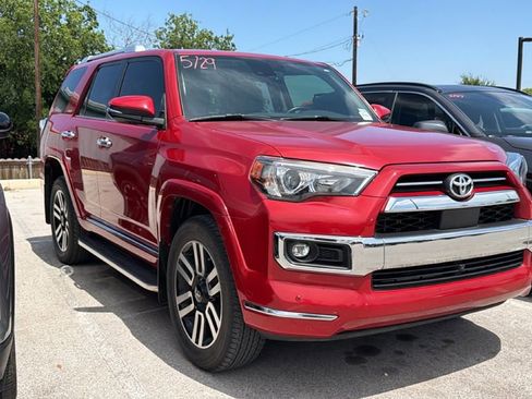 Used 2023 Toyota 4Runner Limited AWD/4WD image 3
