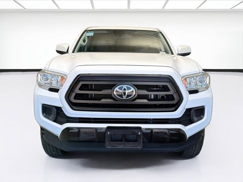 Used 2020 Toyota Tacoma SR RWD image 5
