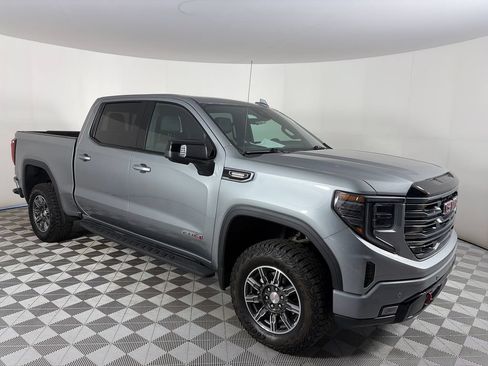 Used 2025 GMC Sierra 1500 AT4 w/ Technology Package AWD/4WD image 1