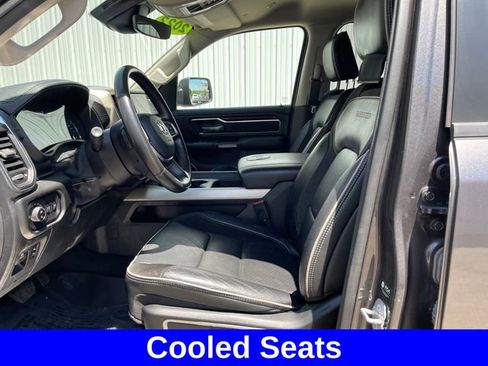 Used 2022 RAM 1500 Laramie AWD/4WD image 9