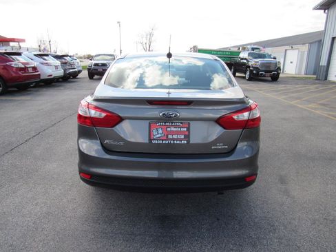 Used 2014 Ford Focus SE image 6