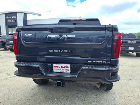 Used 2024 GMC Sierra 2500 Denali Ultimate w/ Max Trailering Package AWD/4WD image 6