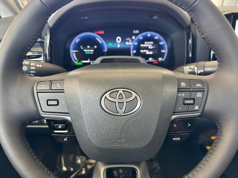 New 2026 Toyota Camry XLE AWD/4WD image 22