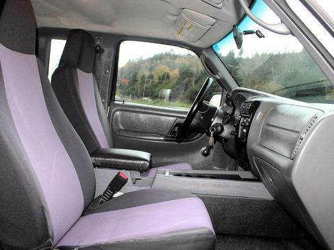 Used 2005 Ford Ranger XL image 16