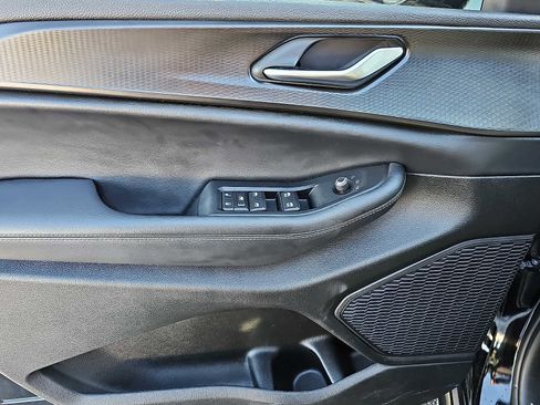 Used 2023 Jeep Grand Cherokee Altitude image 13