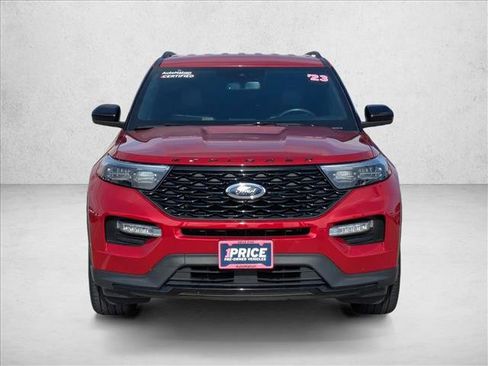 Used 2023 Ford Explorer ST-Line w/ Class IV Trailer Tow Package image 2