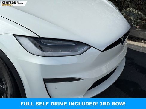 Used 2022 Tesla Model X Base image 14