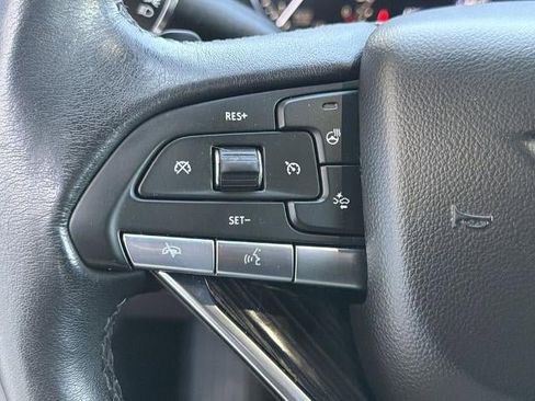 Certified 2022 Cadillac XT6 Premium Luxury AWD/4WD image 10