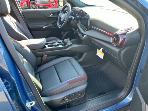 Used 2026 Chevrolet Equinox RS w/ Convenience Package III AWD/4WD image 23