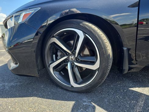Used 2022 Honda Accord Sport image 27