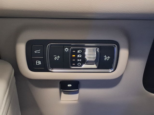 Certified 2026 Lincoln Nautilus Reserve AWD/4WD image 10