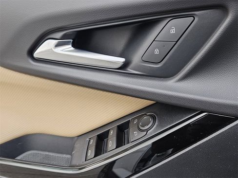 New 2026 Chevrolet Equinox ACTIV w/ Safety and Technology Package image 29