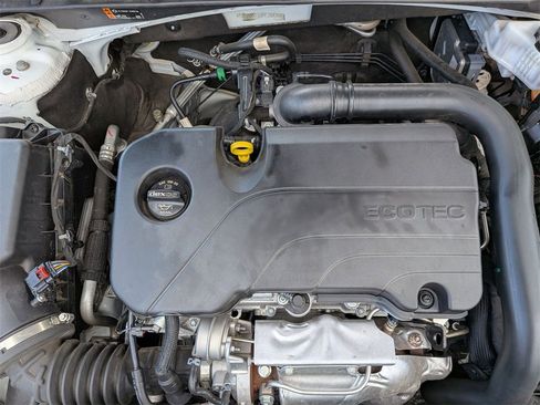 Used 2023 Chevrolet Malibu LT image 29