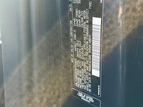 Used 2021 Volvo XC90 T8 Inscription Expression w/ Climate Package image 34