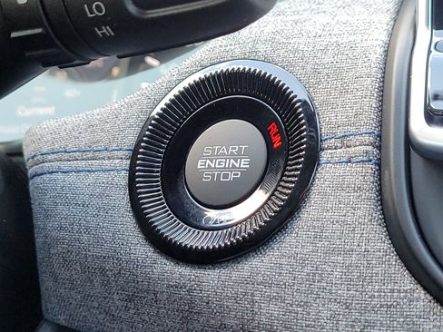 New 2026 Jeep Compass Latitude AWD/4WD image 23