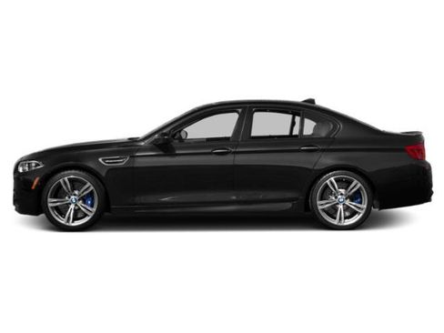 Used 2015 BMW M5 RWD image 3