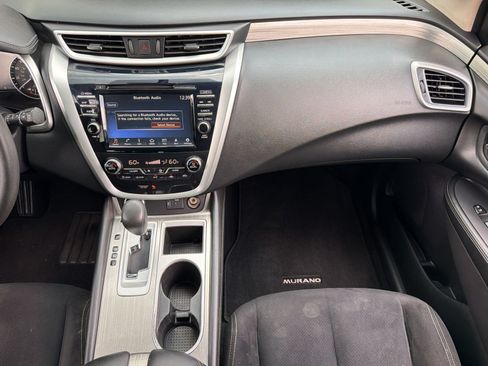 Used 2018 Nissan Murano S FWD image 31