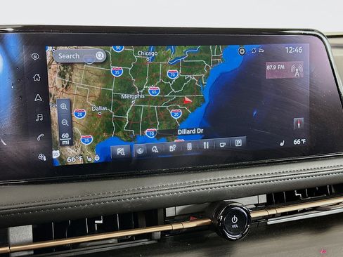 Used 2024 Nissan Ariya AWD image 22