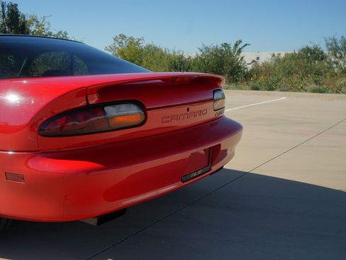 Used 1999 Chevrolet Camaro Z28 w/ Performance Pkg image 28