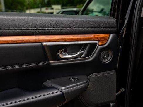 Used 2018 Honda CR-V Touring image 25