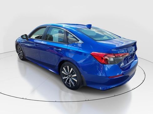 Certified 2023 Honda Civic EX image 33