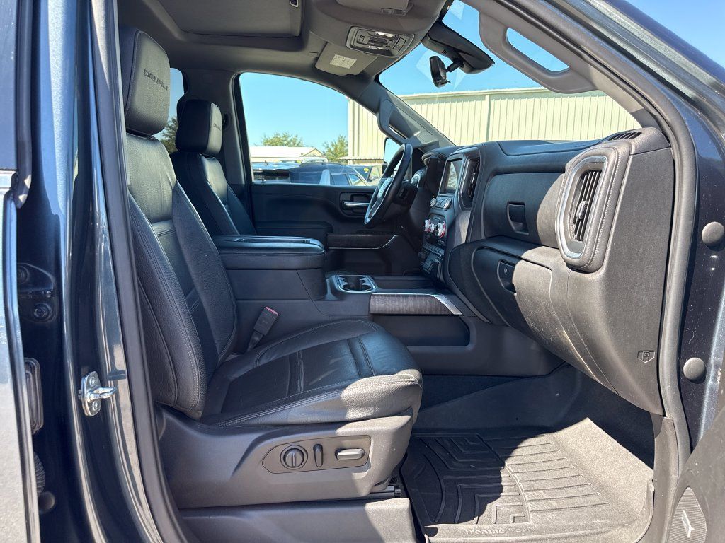 Used 2020 GMC Sierra 2500 Denali w/ Denali Ultimate Package AWD/4WD image 27