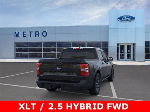 New 2025 Ford Maverick XLT image 8