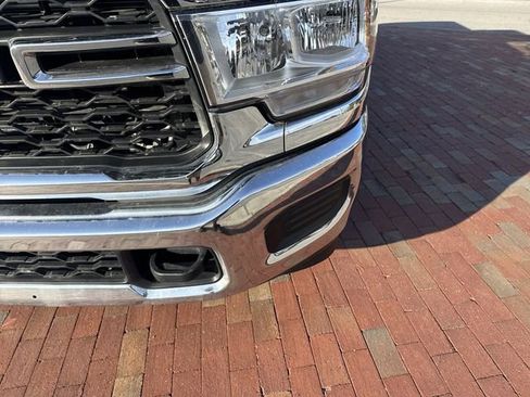 Used 2024 RAM 2500 Tradesman w/ Chrome Appearance Group image 24