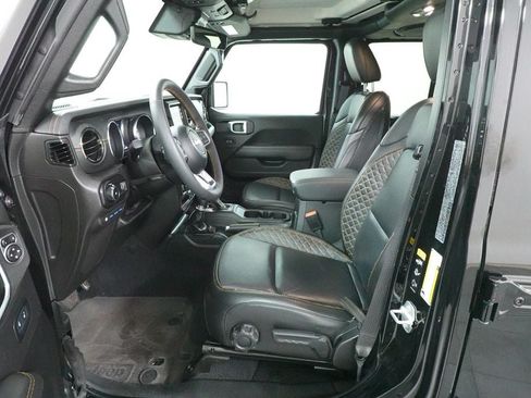 Used 2023 Jeep Wrangler Unlimited Sahara AWD/4WD image 26