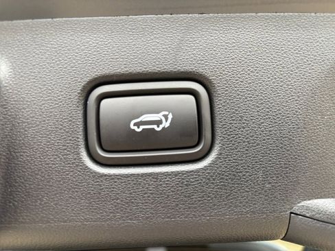 New 2026 Hyundai Tucson Limited FWD image 11