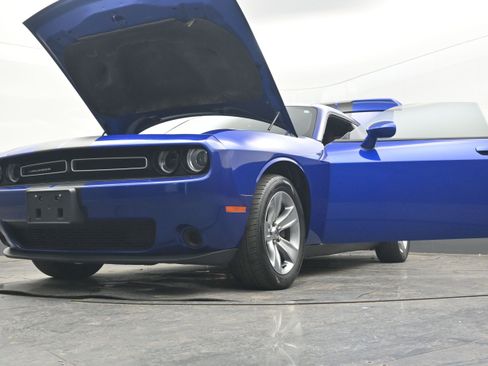 Used 2020 Dodge Challenger SXT w/ Cold Weather Group image 42