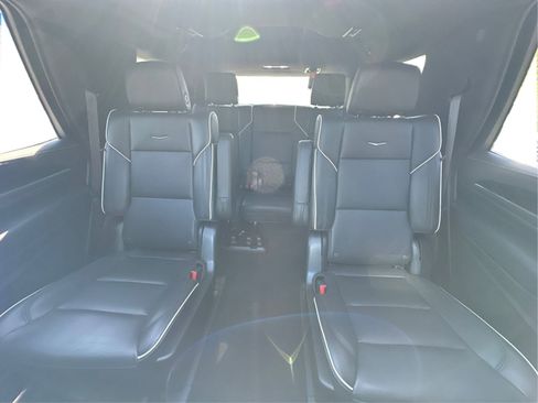 Certified 2023 Cadillac Escalade Sport AWD/4WD image 15