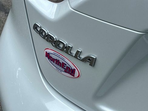 Used 2024 Toyota Corolla LE FWD image 16