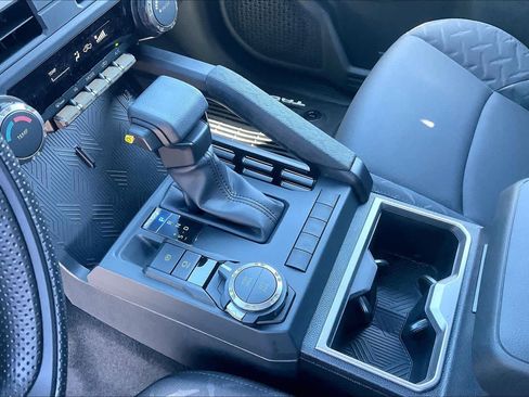 New 2026 Toyota Tacoma SR5 image 7