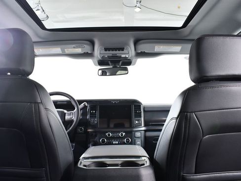 New 2026 Ford F350 Lariat w/ Black Appearance Package image 17