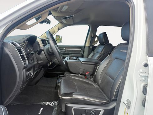 Used 2020 RAM 1500 Laramie w/ Off Road Group image 10