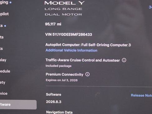 Used 2021 Tesla Model Y Long Range AWD/4WD image 33